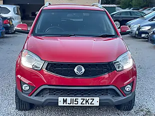 Used 2015 Ssangyong Korando ELX4 Red - Interior and Exterior details 3