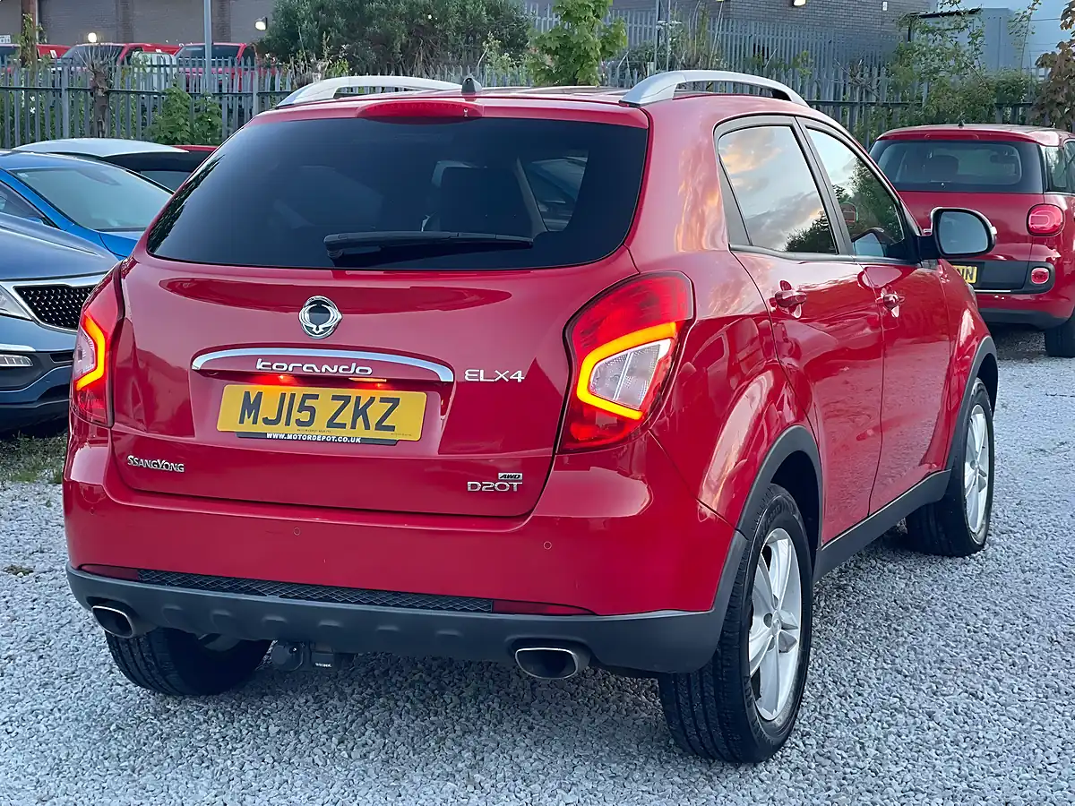 Used 2015 Ssangyong Korando ELX4 Red - Interior and Exterior details 7