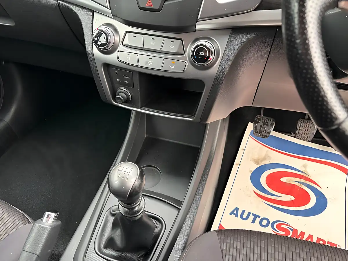 Used 2015 Ssangyong Korando SE4 Grey - Interior and Exterior details 13
