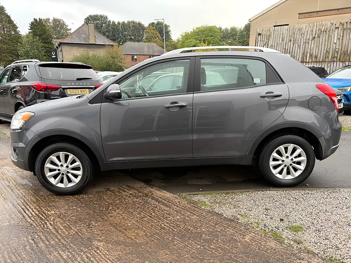 Used 2015 Ssangyong Korando SE4 Grey - Interior and Exterior details 5