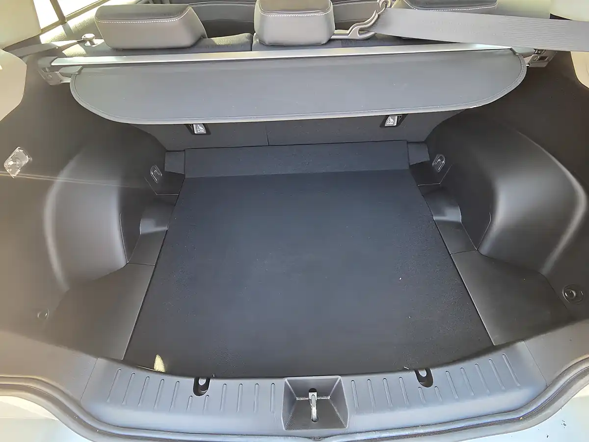 Used 2015 Subaru Impreza I Rc White - Interior and Exterior details 12