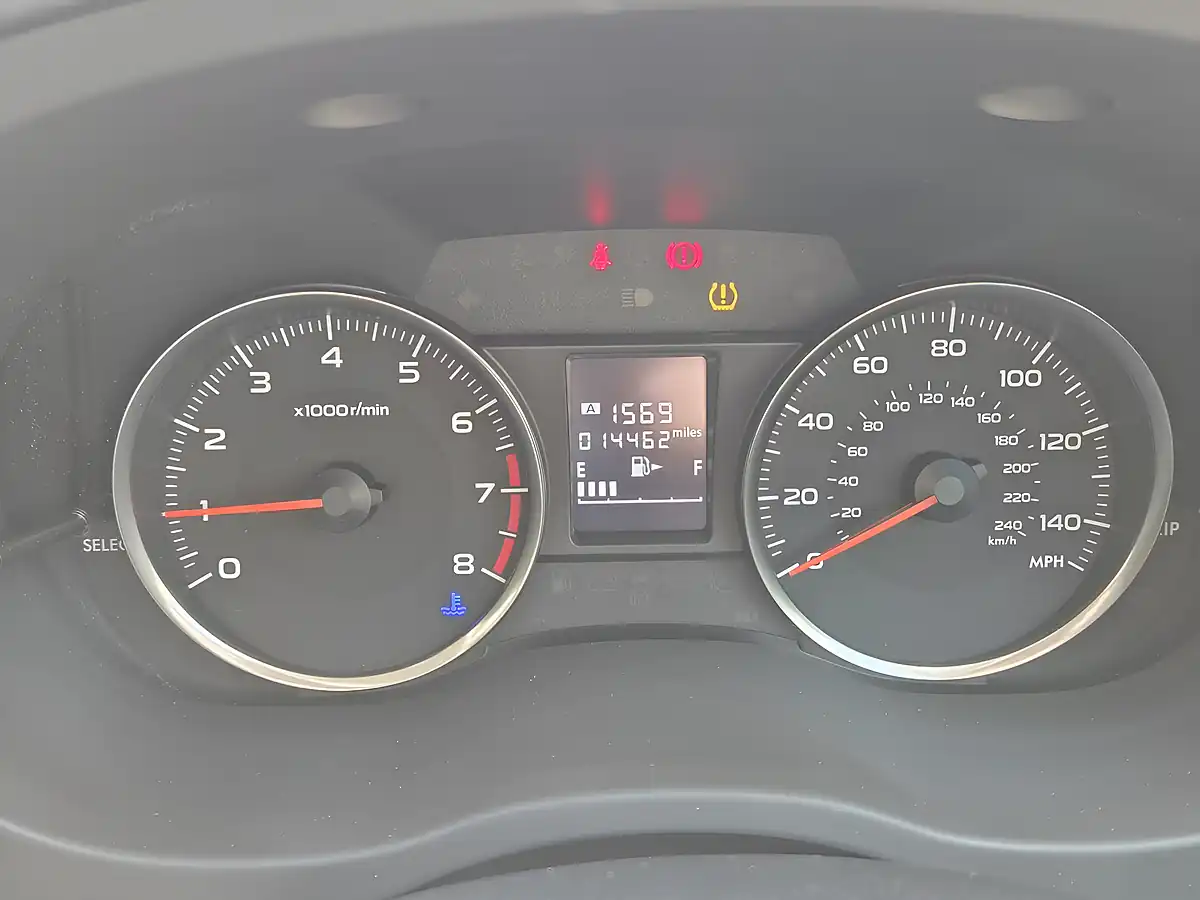 Used 2015 Subaru Impreza I Rc White - Interior and Exterior details 8