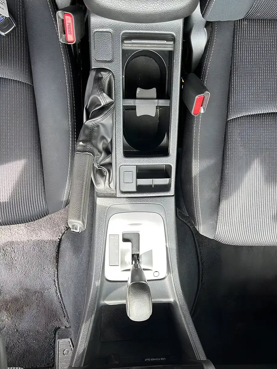 Used 2015 Subaru Impreza Silver - Interior and Exterior details 11
