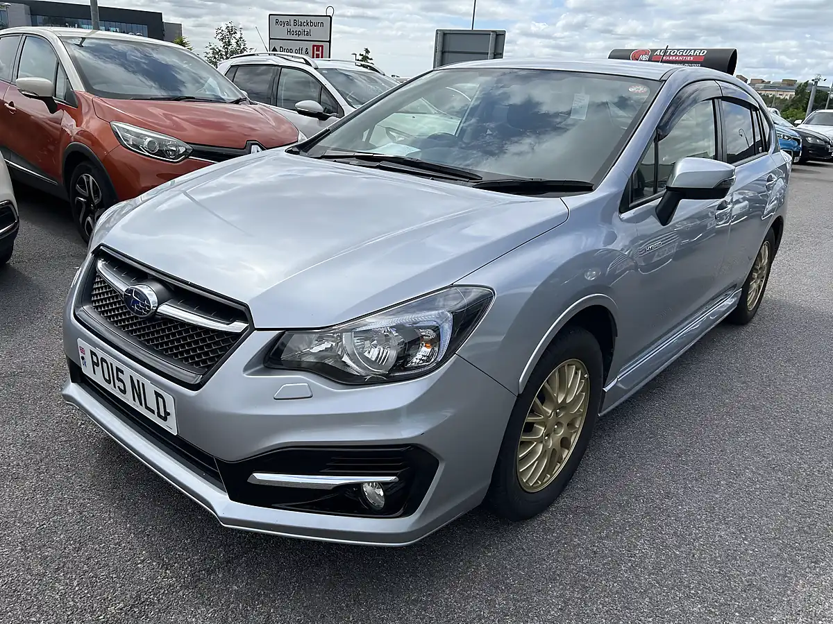 Used 2015 Subaru Impreza Silver - Interior and Exterior details 5