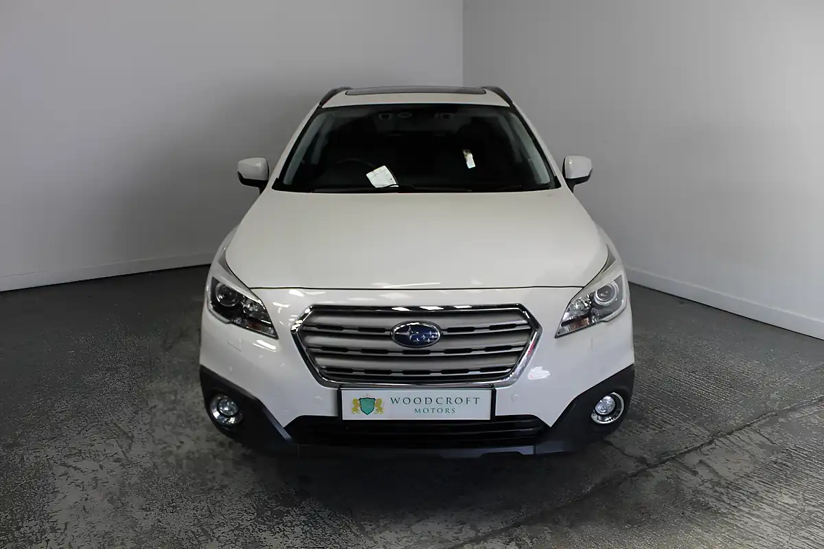 Used 2015 Subaru Outback Se Premium White - Interior and Exterior details 9