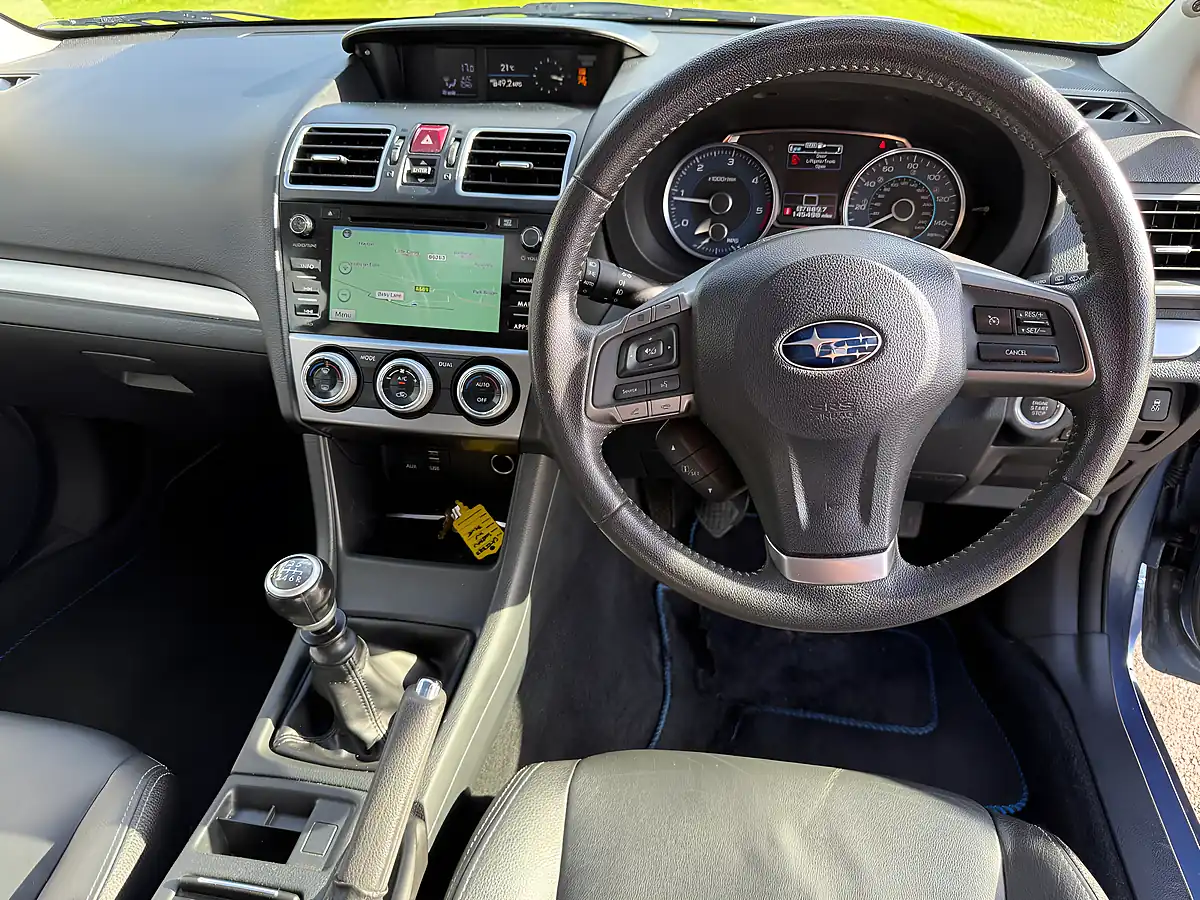 Used 2015 Subaru Xv Se Premium Blue - Interior and Exterior details 11