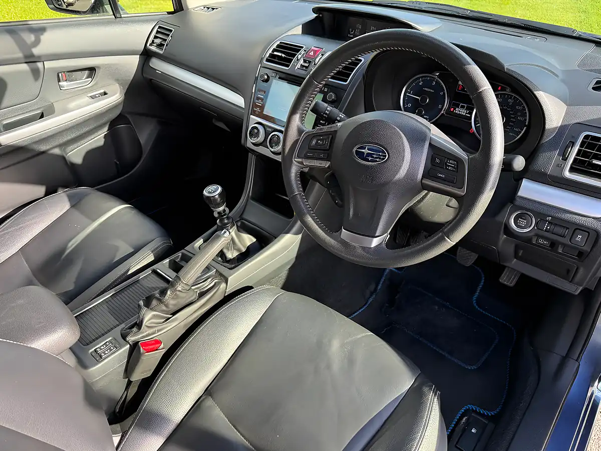 Used 2015 Subaru Xv Se Premium Blue - Interior and Exterior details 9