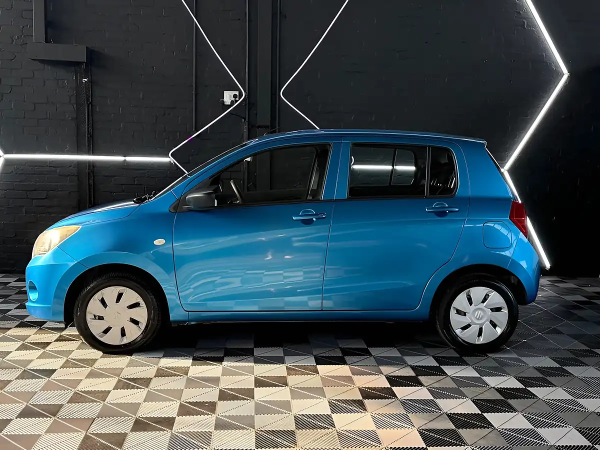 Used 2015 Suzuki Celerio SZ2 Cerulean Blue Pearl - Interior and Exterior details 2