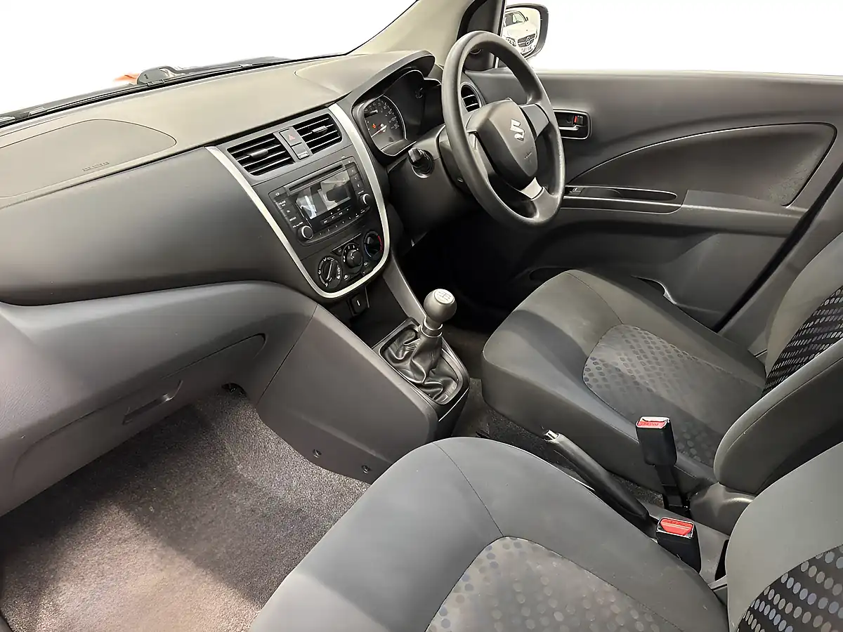 Used 2015 Suzuki Celerio SZ2 Red - Interior and Exterior details 12