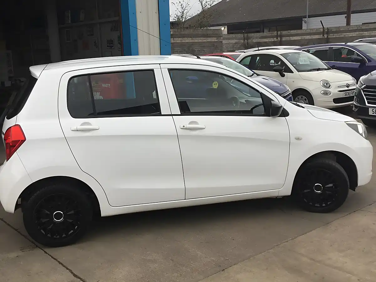 Used 2015 Suzuki Celerio SZ2 White - Interior and Exterior details 2