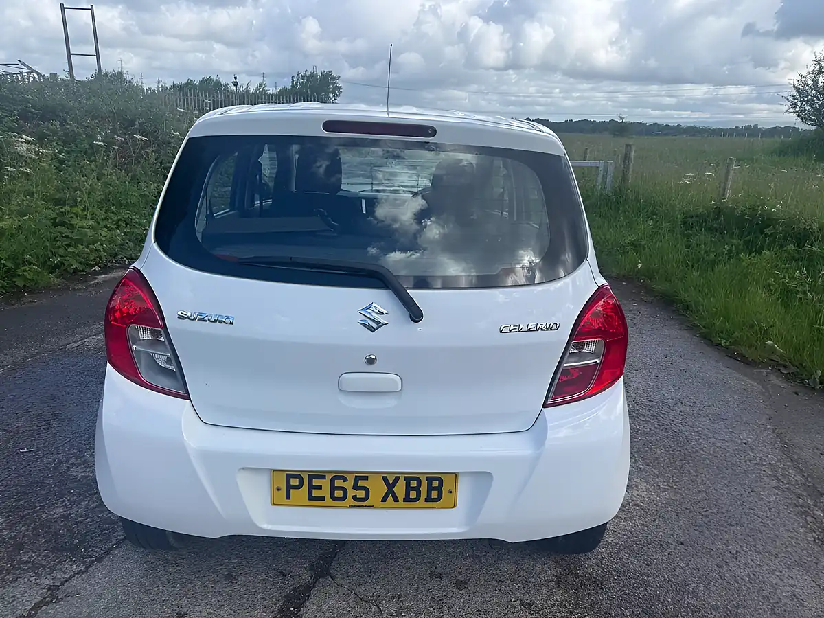 Used 2015 Suzuki Celerio SZ2 White - Interior and Exterior details 11