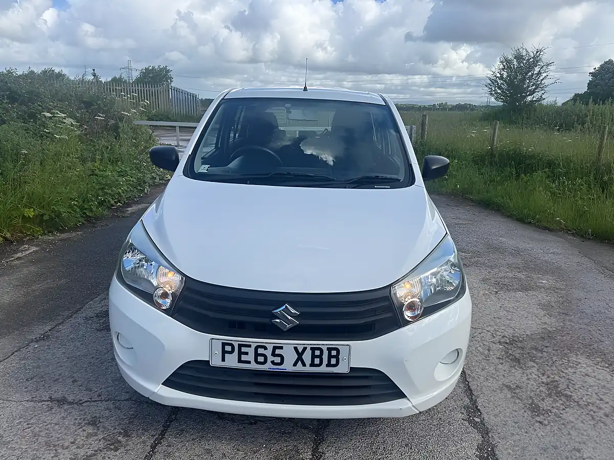 Used 2015 Suzuki Celerio SZ2 White - Interior and Exterior details 3