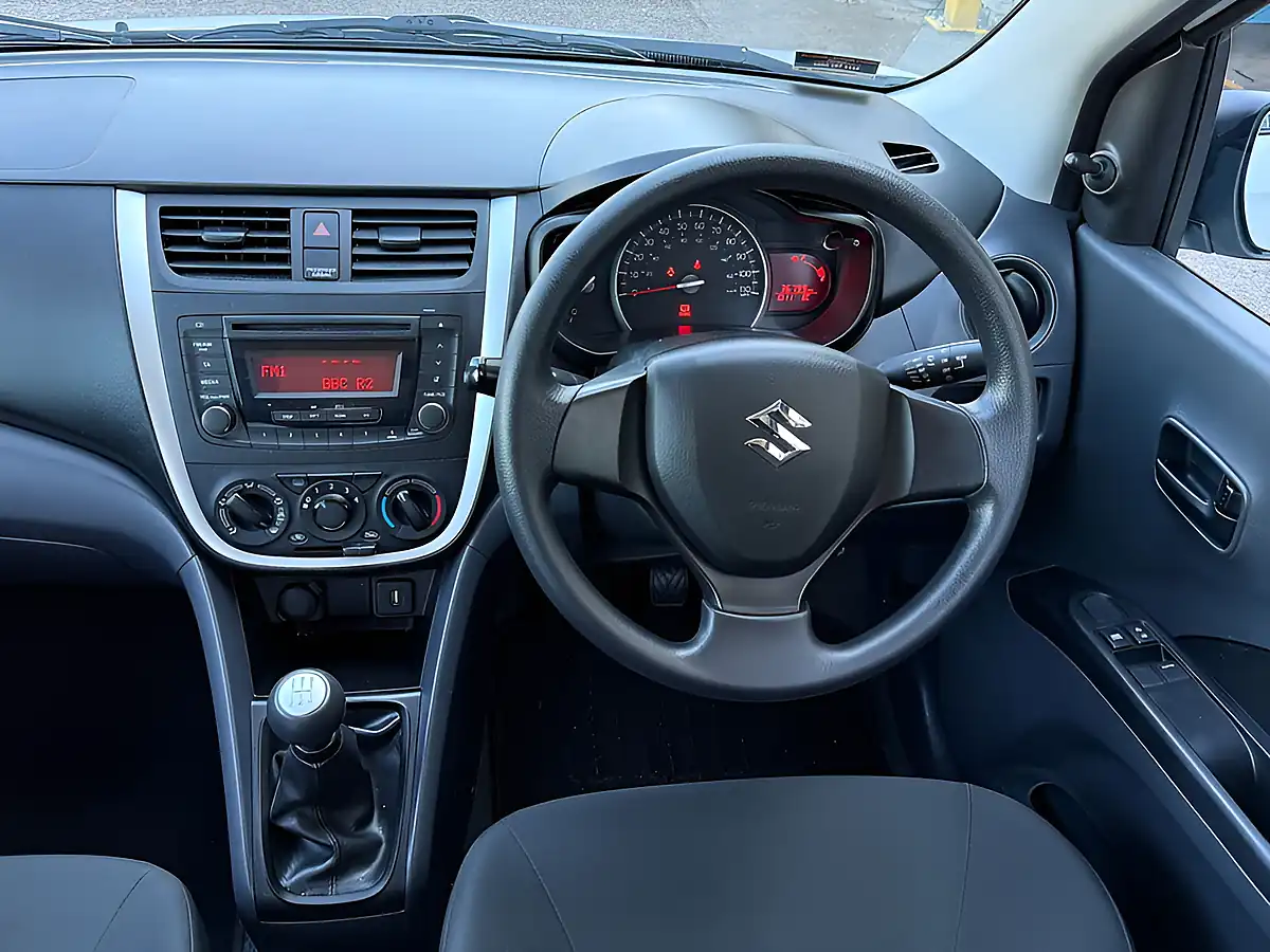Used 2015 Suzuki Celerio SZ2 White - Interior and Exterior details 8