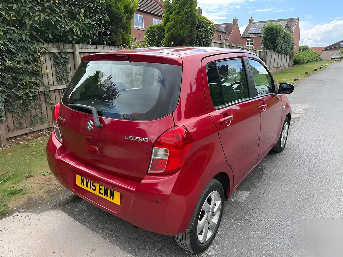 Used 2015 Suzuki Celerio SZ3 Red - Interior and Exterior details 5