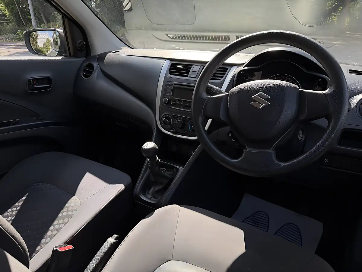 Used 2015 Suzuki Celerio SZ3 Silver - Interior and Exterior details 14