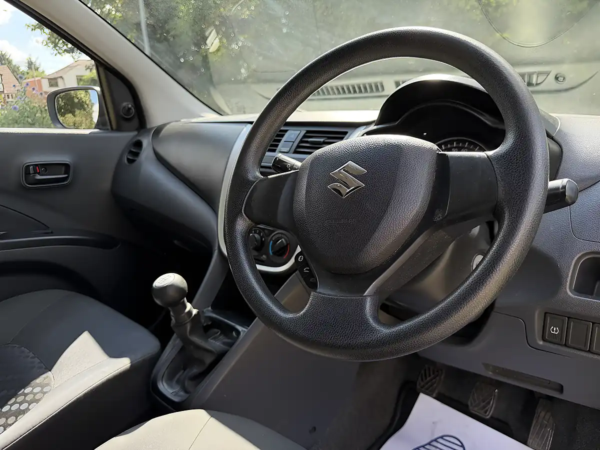 Used 2015 Suzuki Celerio SZ3 Silver - Interior and Exterior details 15