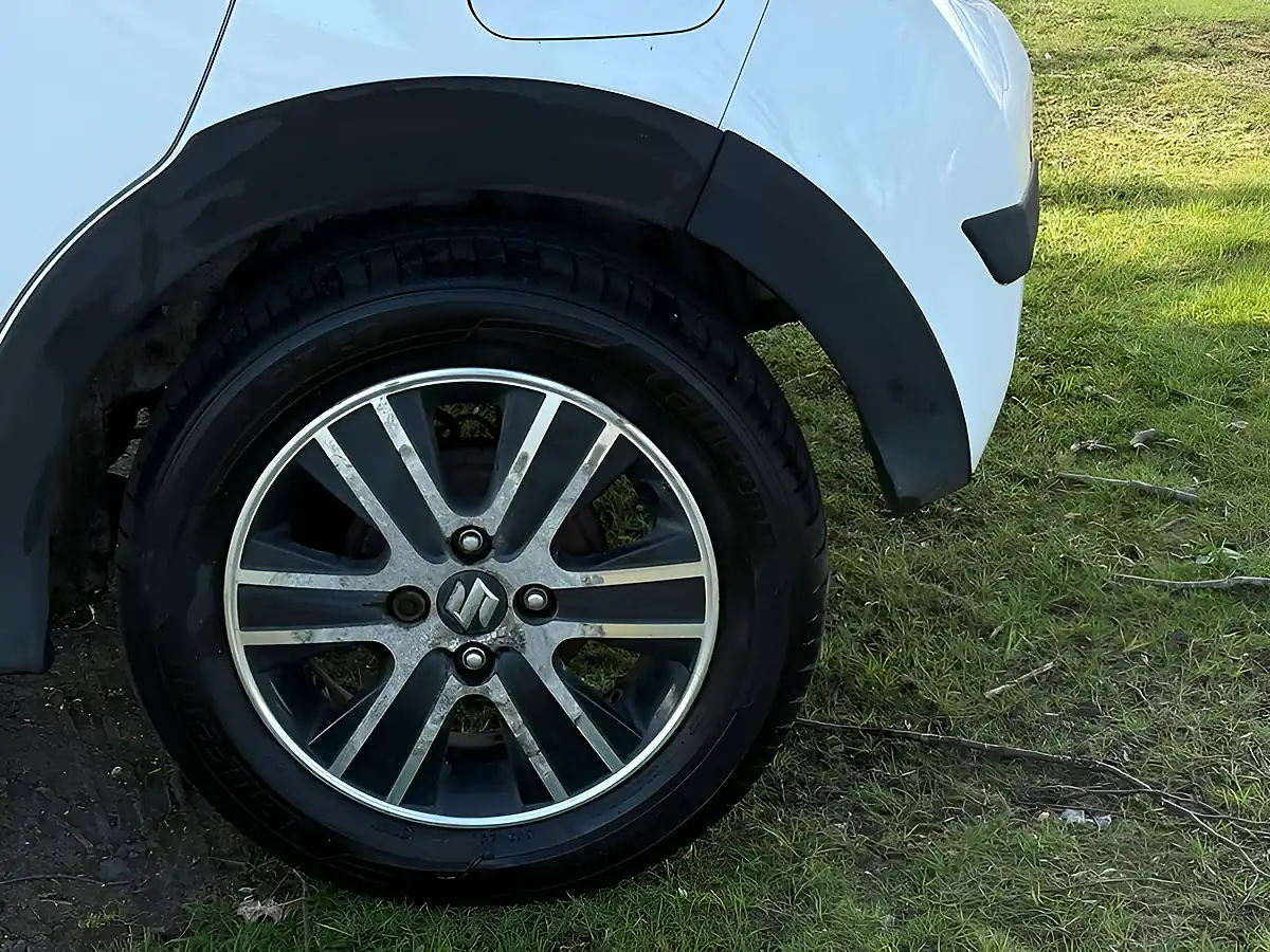 Used 2015 Suzuki Celerio SZ4 White - Interior and Exterior details 10
