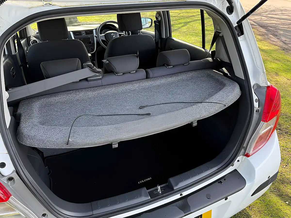 Used 2015 Suzuki Celerio SZ4 White - Interior and Exterior details 13
