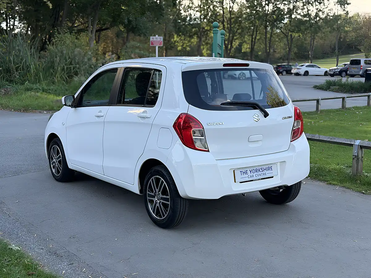 Used 2015 Suzuki Celerio SZ4 White - Interior and Exterior details 10