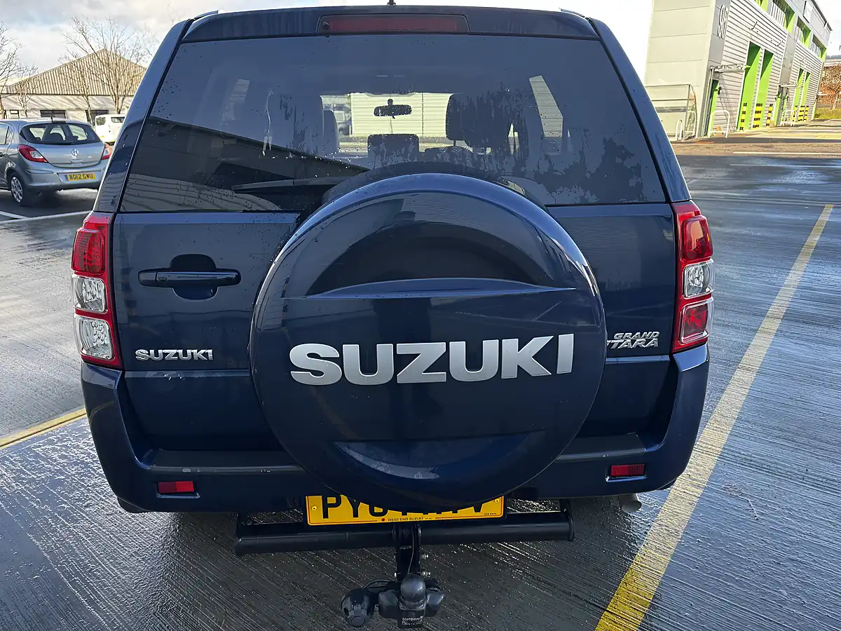 Used 2015 Suzuki Grand Vitara SZ5 Blue - Interior and Exterior details 6