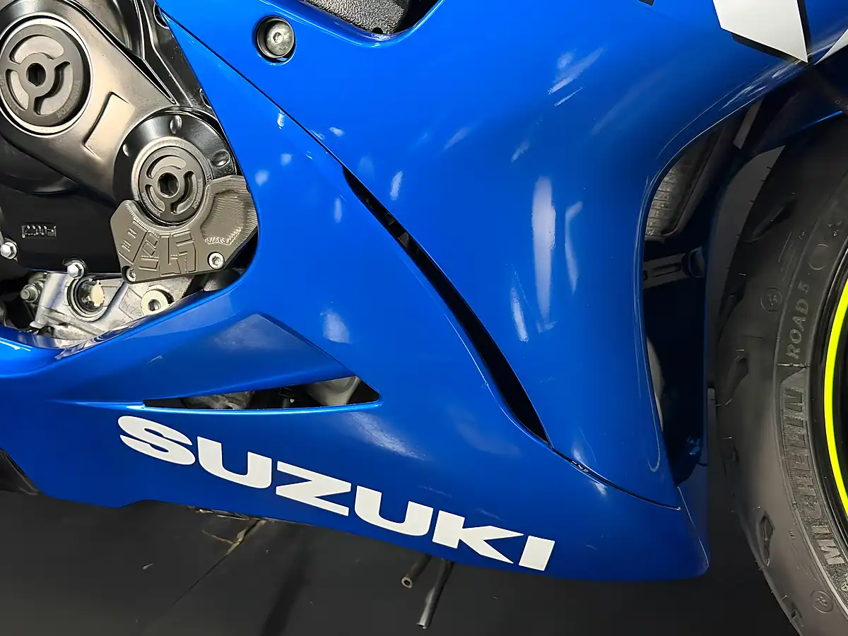 Used 2015 Suzuki GSX-R600 Blue - Interior and Exterior details 11
