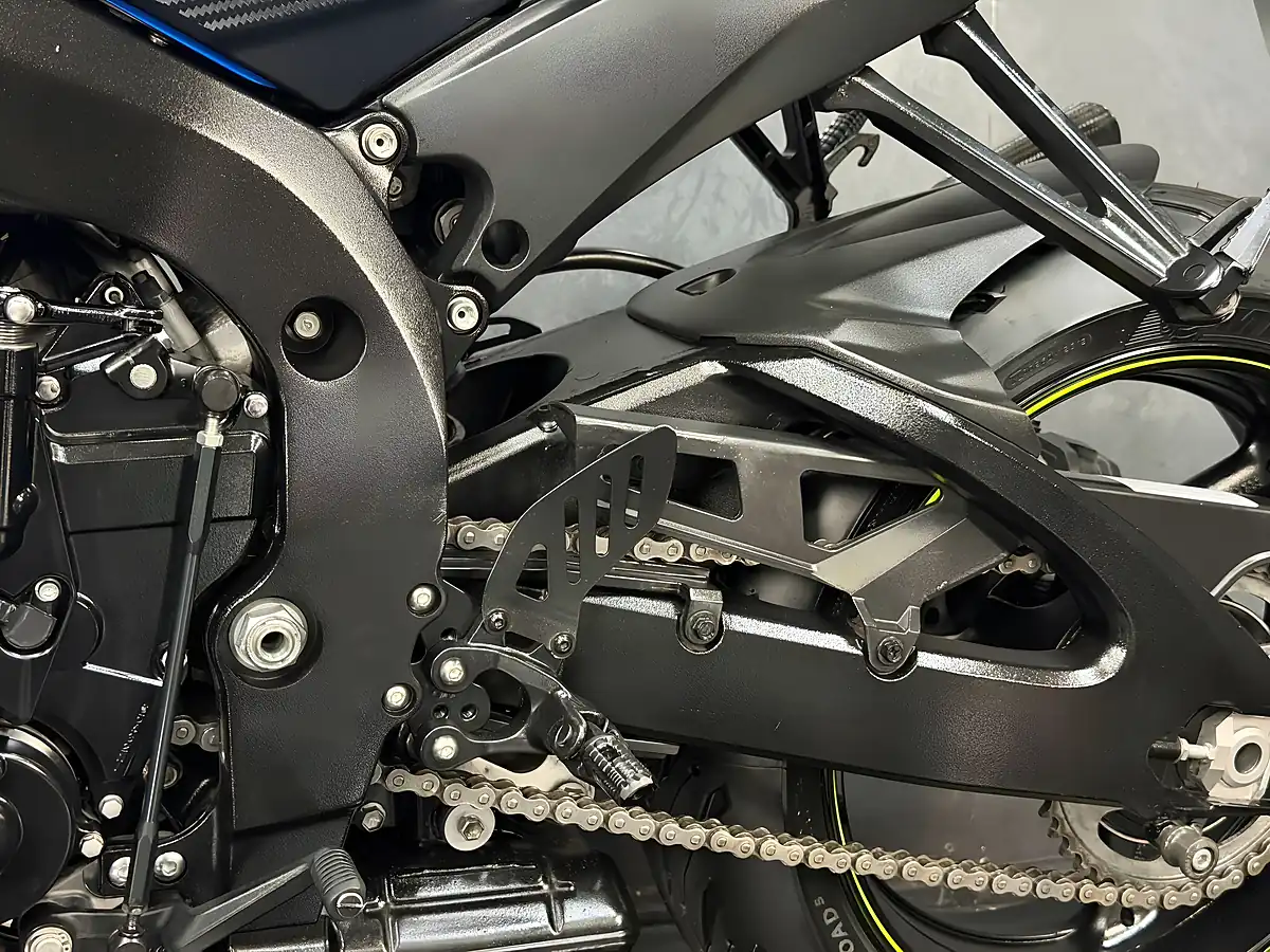 Used 2015 Suzuki GSX-R600 Blue - Interior and Exterior details 18