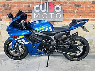 Used 2015 Suzuki GSX-R600 L5 Moto Gp Blue - Interior and Exterior details 11