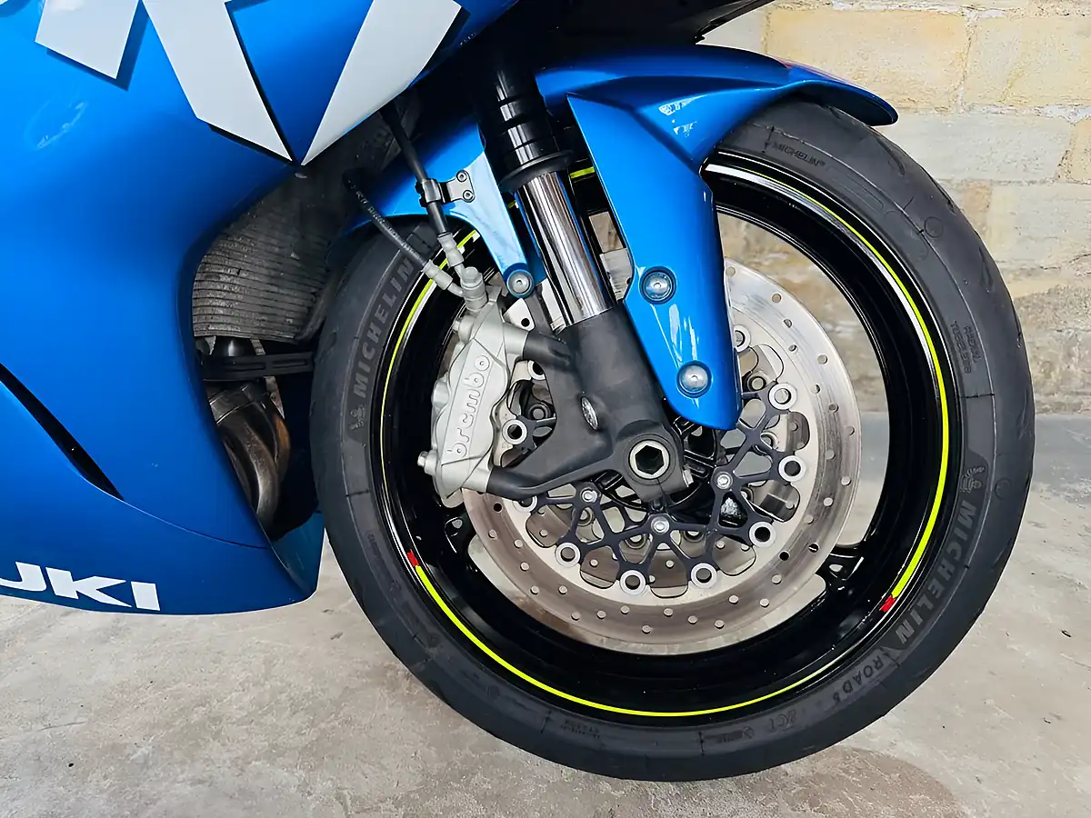 Used 2015 Suzuki GSX-R600 L5 Moto Gp Blue - Interior and Exterior details 5