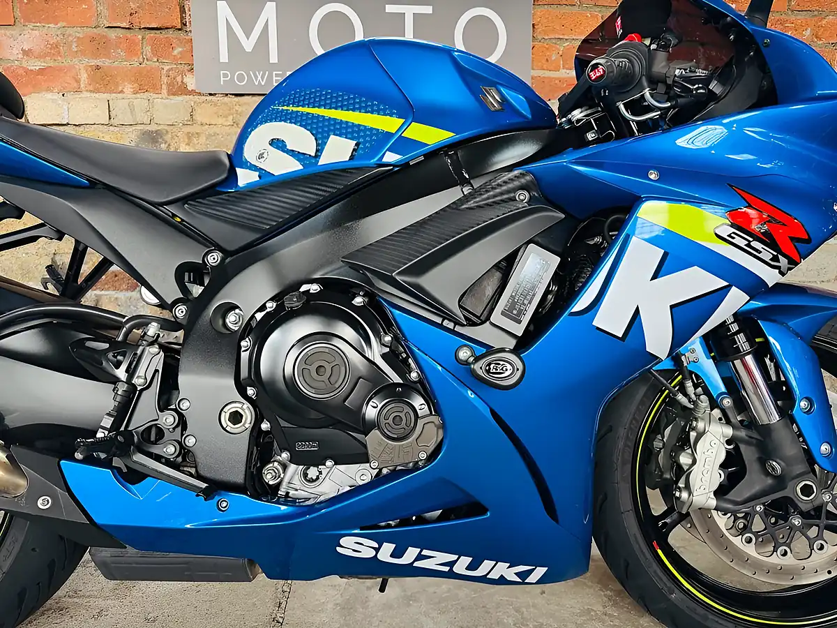 Used 2015 Suzuki GSX-R600 L5 Moto Gp Blue - Interior and Exterior details 7
