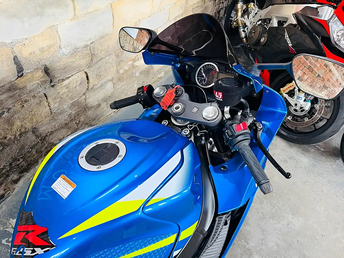 Used 2015 Suzuki GSX-R600 L5 Moto Gp Blue - Interior and Exterior details 8