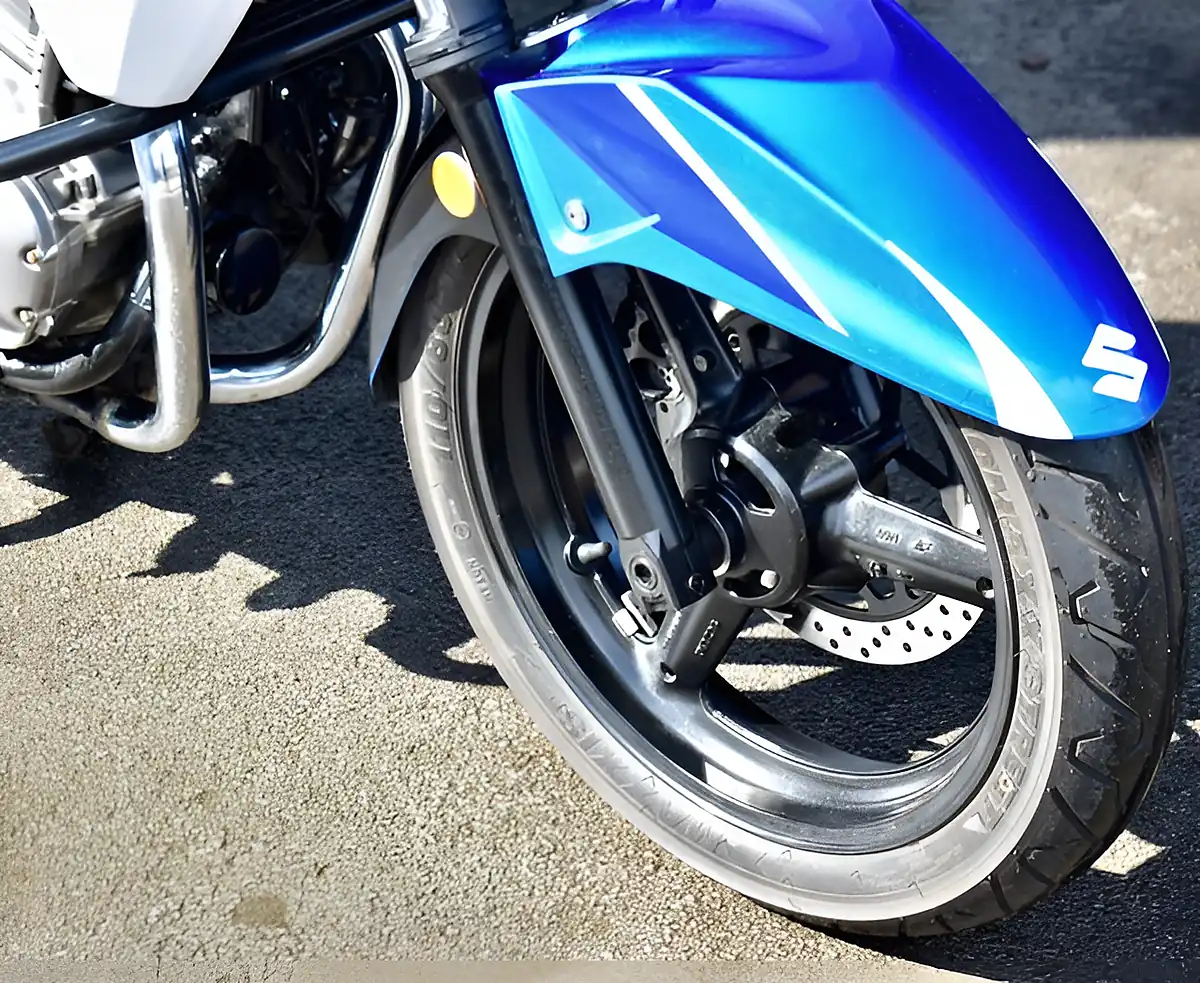 Used 2015 Suzuki Inazuma 250 Naked Blue - Interior and Exterior details 10