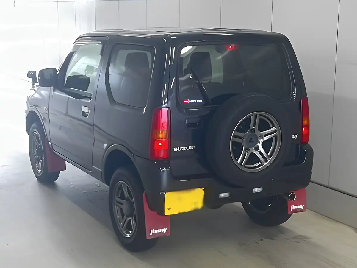 Used 2015 Suzuki Jimny 4X4 Black - Interior and Exterior details 16