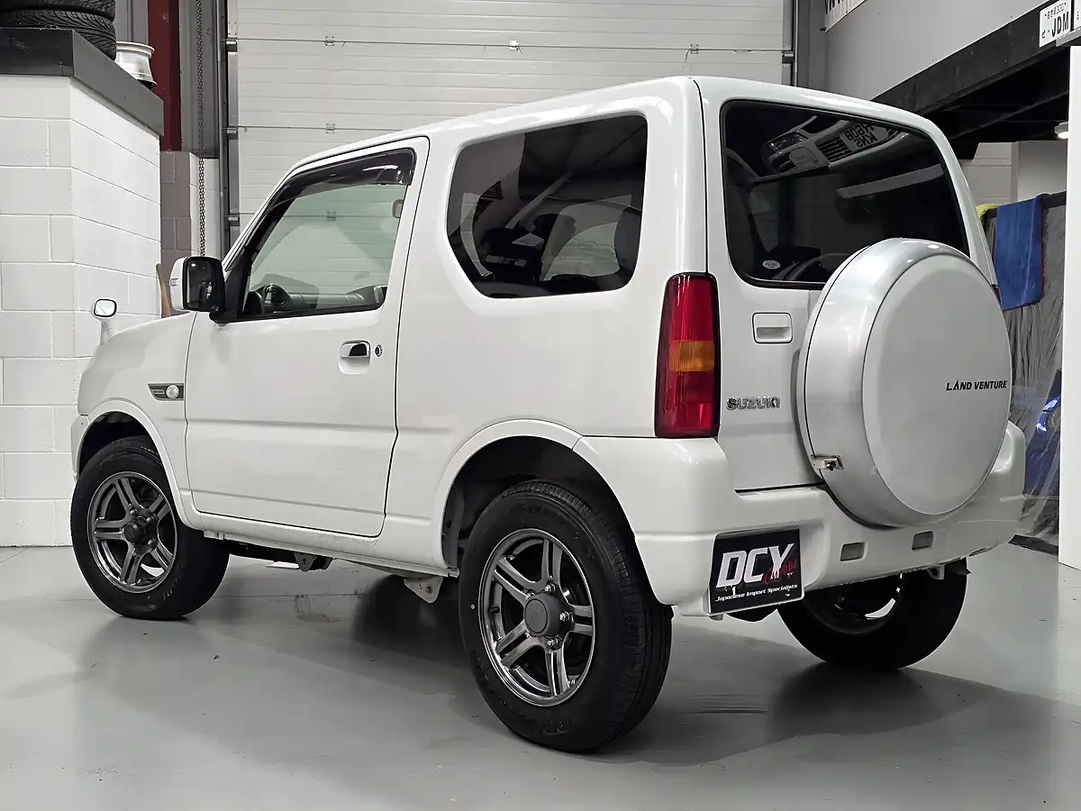 Used 2015 Suzuki Jimny Adventure 4X4 - Jdm White - Interior and Exterior details 11