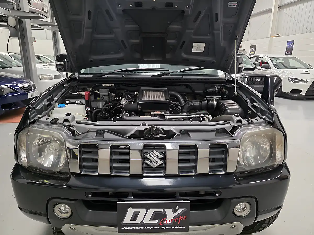 Used 2015 Suzuki Jimny Black - Interior and Exterior details 12