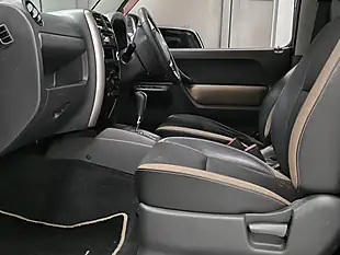 Used 2015 Suzuki Jimny Black - Interior and Exterior details 16