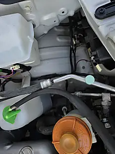 Used 2015 Suzuki Jimny White - Interior and Exterior details 15