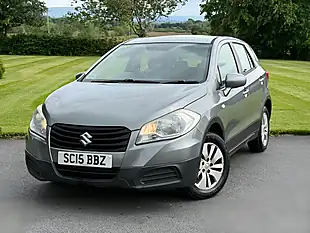 Used 2015 Suzuki S-Cross Sx4 SZ3 Grey - Interior and Exterior details 2