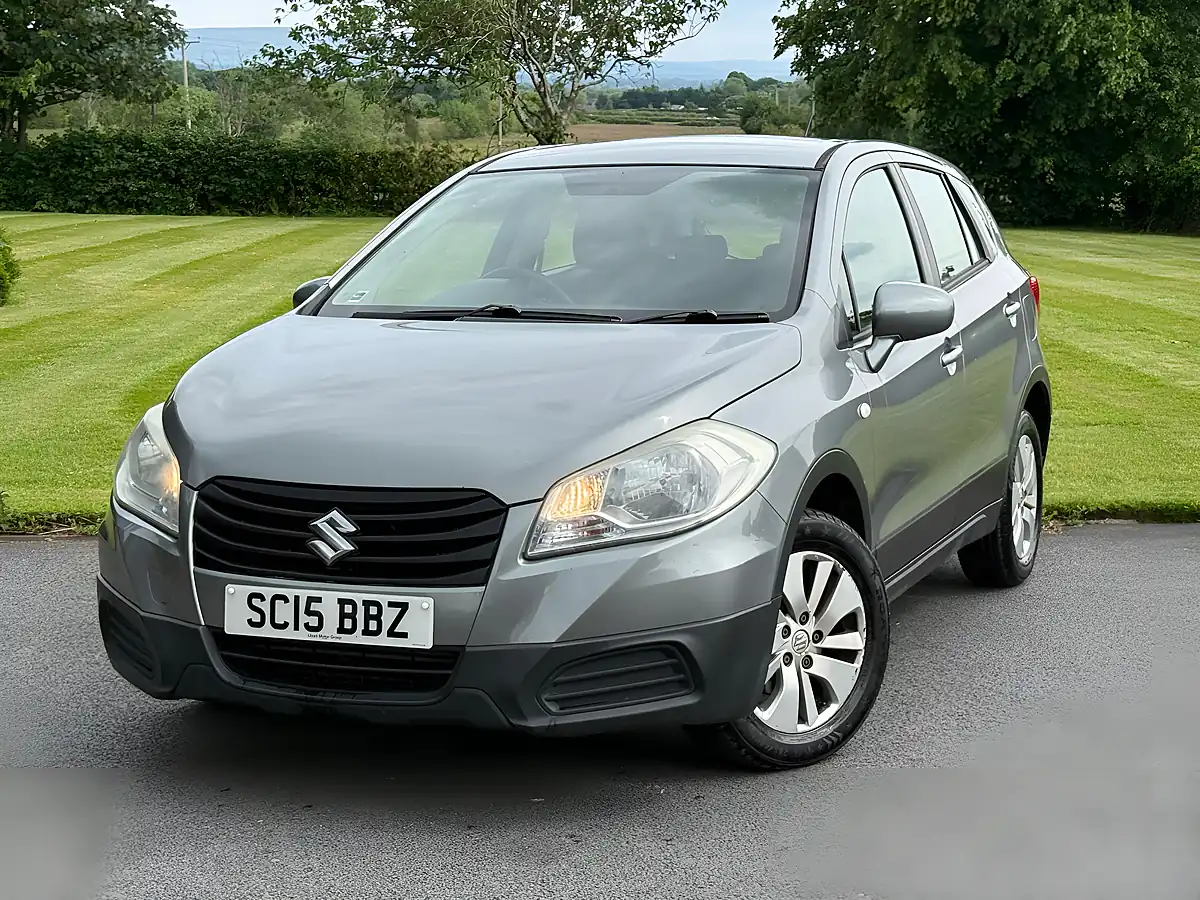 Used 2015 Suzuki S-Cross Sx4 SZ3 Grey - Interior and Exterior details 2