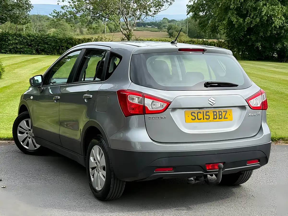 Used 2015 Suzuki S-Cross Sx4 SZ3 Grey - Interior and Exterior details 5