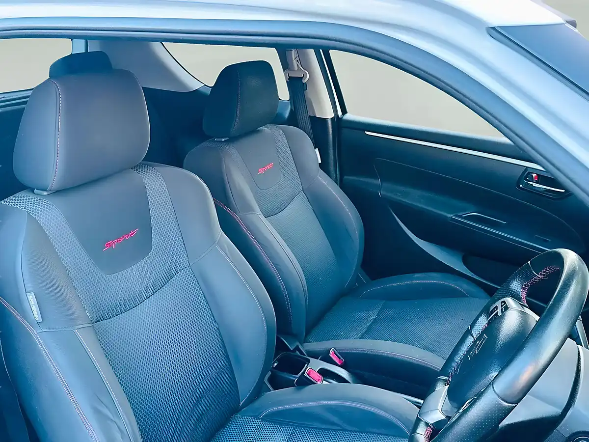 Used 2015 Suzuki Swift Sport White - Interior and Exterior details 9