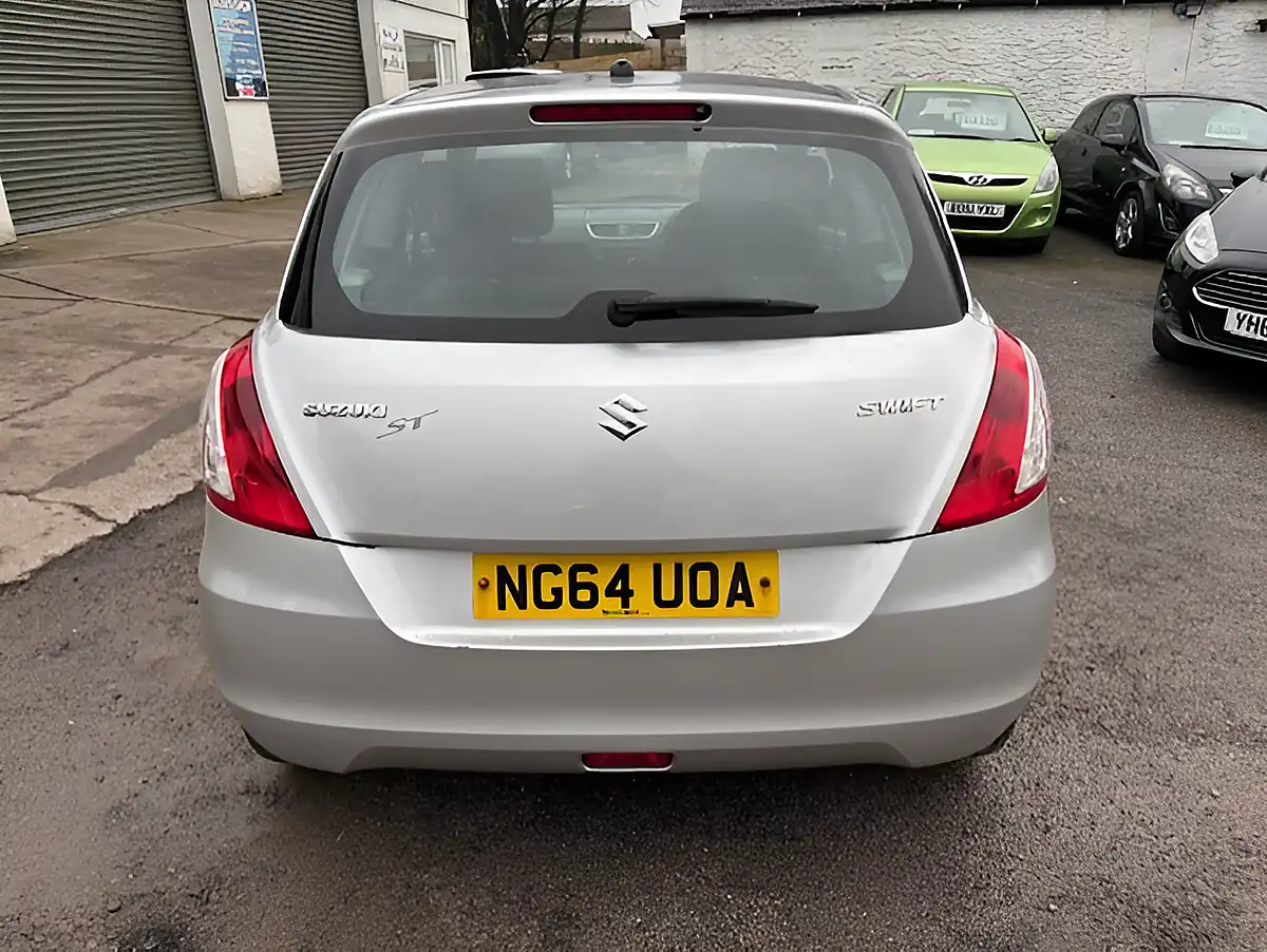 Used 2015 Suzuki Swift SZ2 Silver - Interior and Exterior details 4