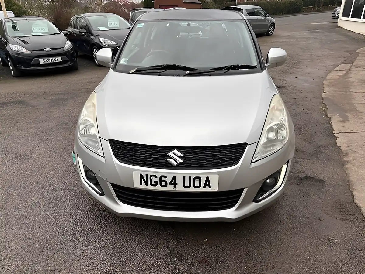 Used 2015 Suzuki Swift SZ2 Silver - Interior and Exterior details 8