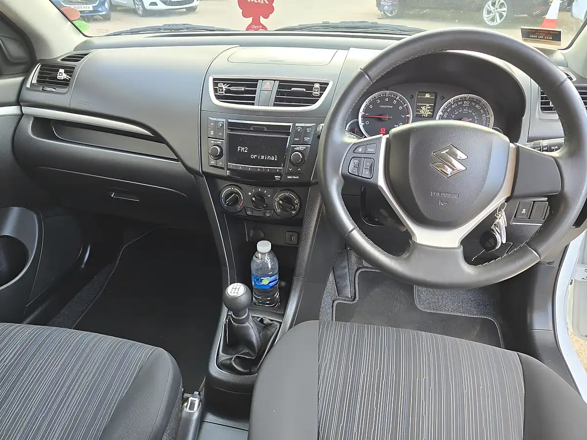 Used 2015 Suzuki Swift SZ2 White - Interior and Exterior details 7