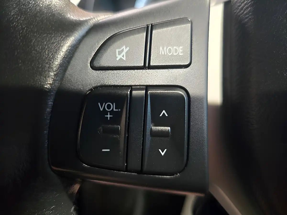 Used 2015 Suzuki Swift SZ3 Black - Interior and Exterior details 17