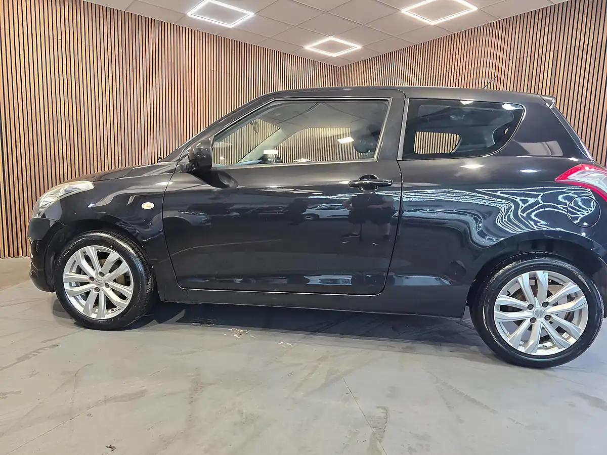 Used 2015 Suzuki Swift SZ3 Black - Interior and Exterior details 5
