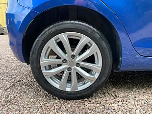 Used 2015 Suzuki Swift SZ3 Blue - Interior and Exterior details 19