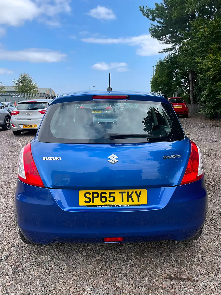 Used 2015 Suzuki Swift SZ3 Blue - Interior and Exterior details 8