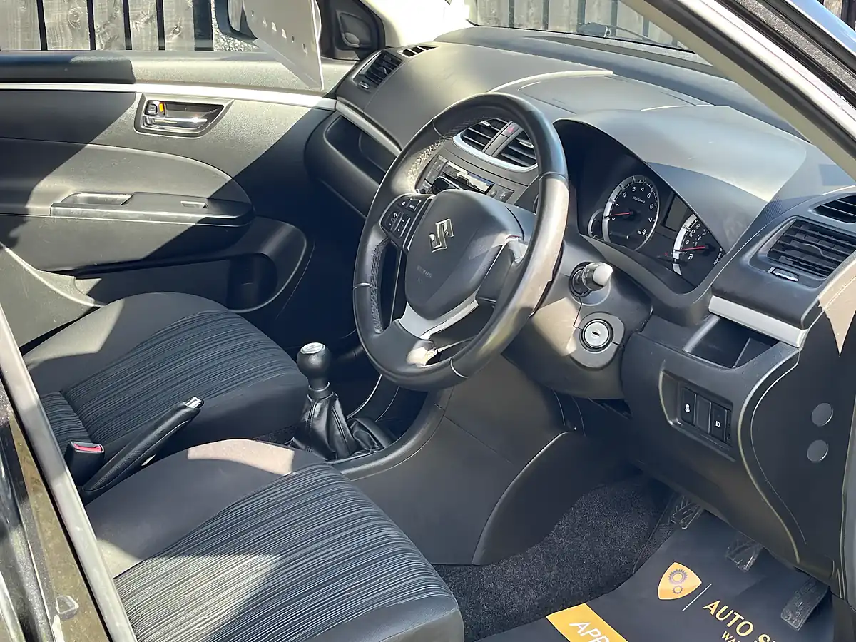Used 2015 Suzuki Swift SZ3 Cosmic Black Pearl - Interior and Exterior details 9