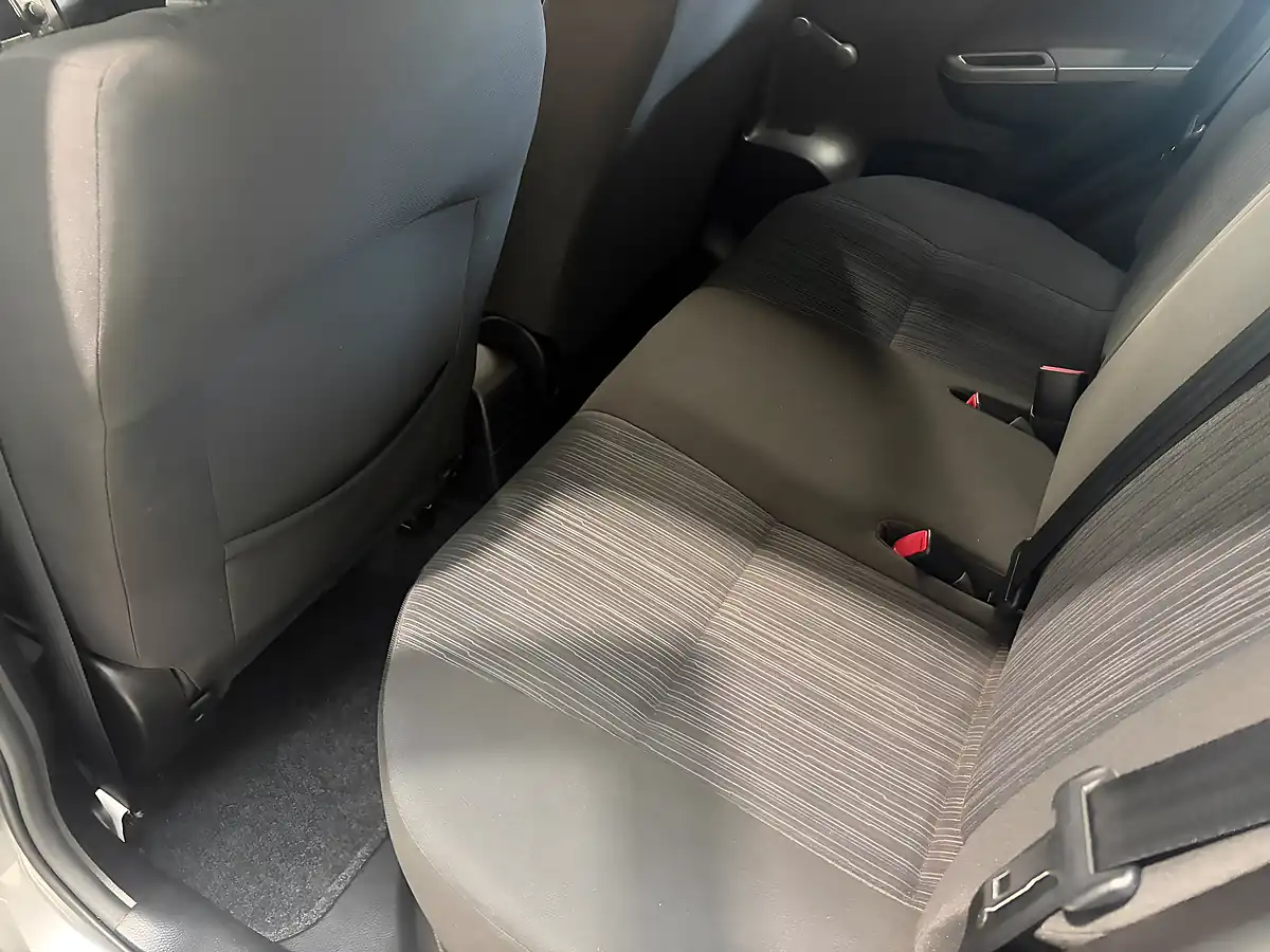 Used 2015 Suzuki Swift SZ3 Grey - Interior and Exterior details 12
