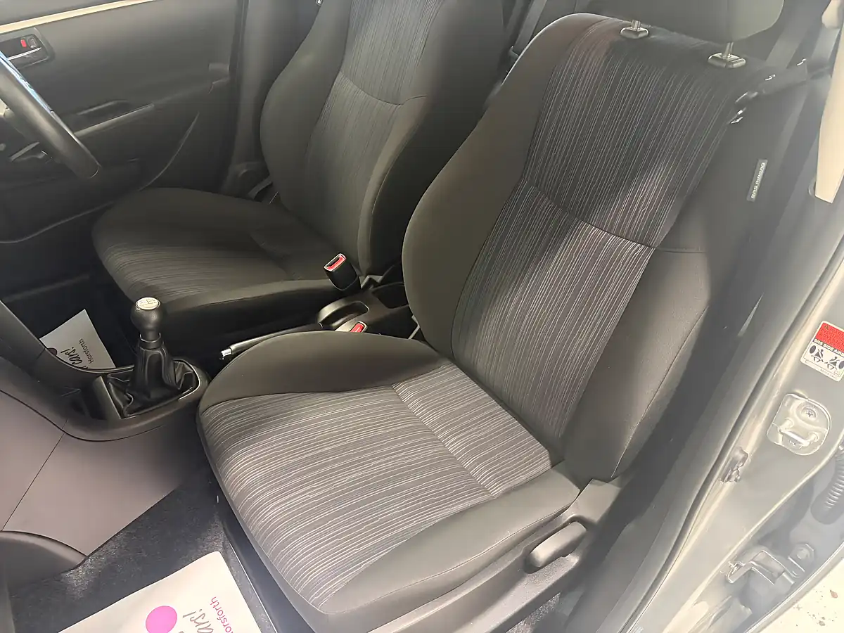 Used 2015 Suzuki Swift SZ3 Grey - Interior and Exterior details 16